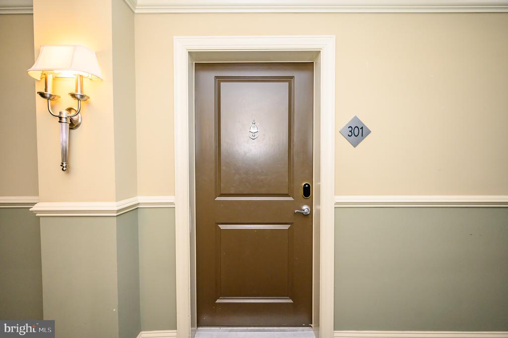 Residential Lease in ROBBINSVILLE 5