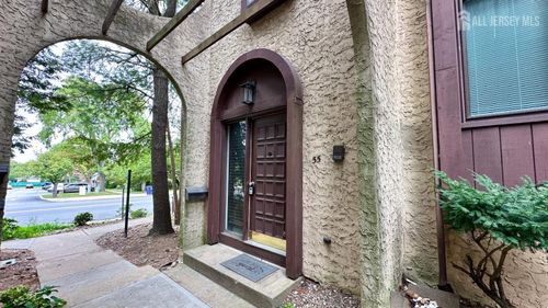 55 Smith St, Perth Amboy, NJ, 08861-4425 | Card Image