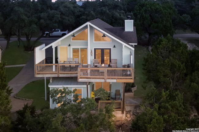 693 Riviera Dr, House other with 3 bedrooms, 2 bathrooms and null parking in Canyon Lake TX | Image 11
