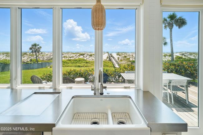 816 Ocean Front, House other with 4 bedrooms, 3 bathrooms and null parking in NEPTUNE BEACH FL | Image 16