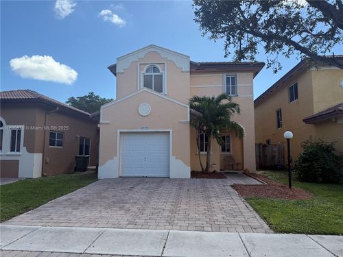 4108 Ne 11th Dr, HOMESTEAD, FL, 33033-5595 | Card Image