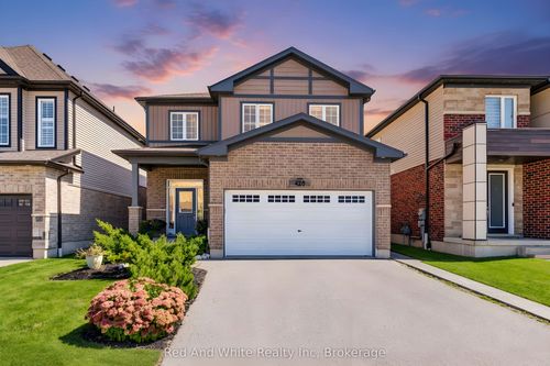 428 Freure Drive, Cambridge, ON, N1S0B4 | Card Image