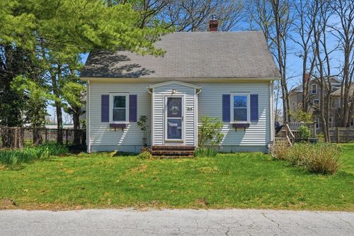 34 Plympton St, New Bedford, MA, 02745-6351 | Card Image