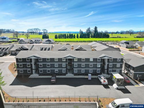 354 S 8th St, Carlton, OR, 97111-1258 | Card Image