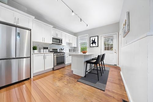 apt-1-77 Webster St, Boston, MA, 02128-2712 | Card Image