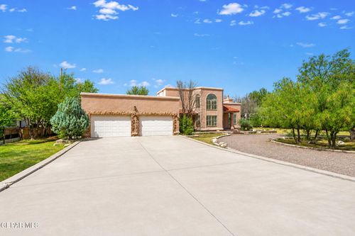 949 Kelso St, El Paso, TX, 79932-2628 | Card Image