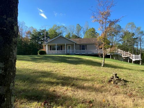 5957 Greenbriar Rd, Bainbridge, OH, 45612-9650 | Card Image