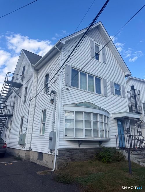 77 West Street, Danbury, CT, 06810 | Card Image