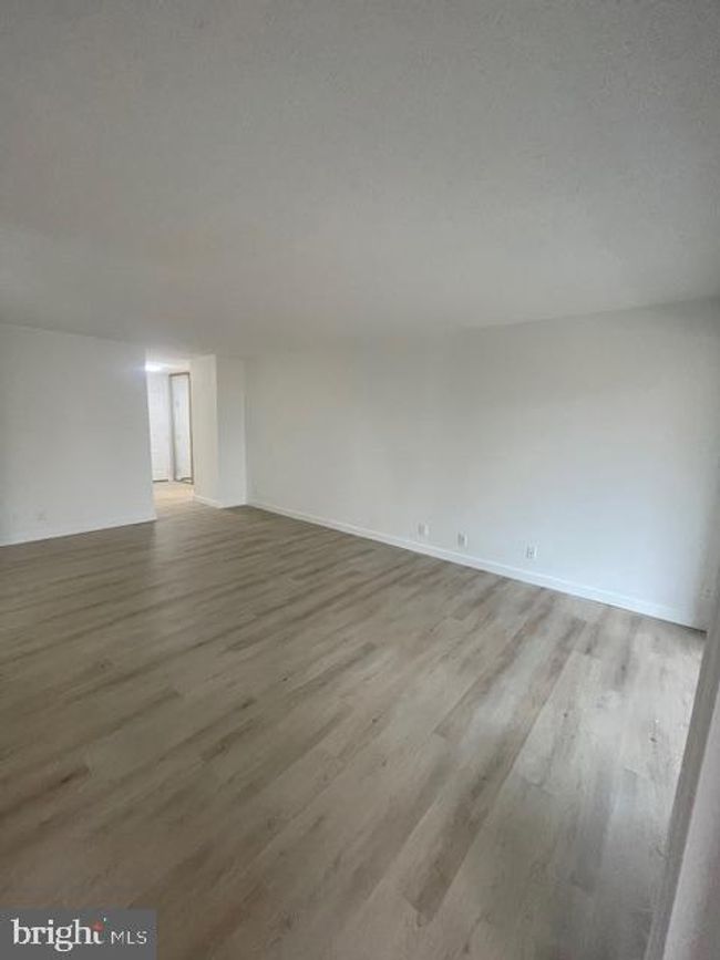 APT-114 - 5903 Mount Eagle Dr, Condo with 2 bedrooms, 2 bathrooms and null parking in ALEXANDRIA VA | Image 28