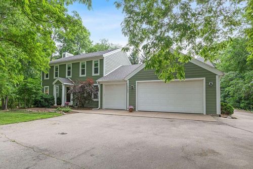 1703 Bark River Drive, DELAFIELD, WI, 53029 | Card Image