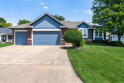 818 Streamside Ln, Clearwater, KS, 67026-8729 | Card Image