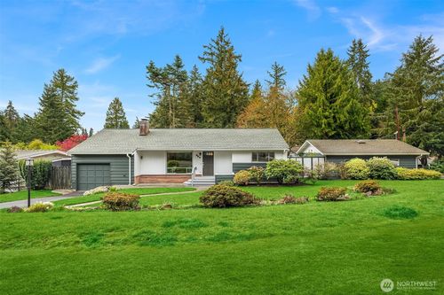 533 N 185th Place, Shoreline, WA, 98133 | Card Image