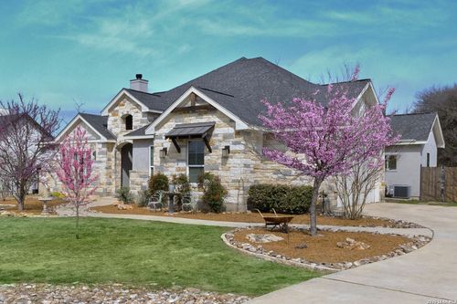 1217 Paladin Trl, Spring Branch, TX, 78070-4977 | Card Image