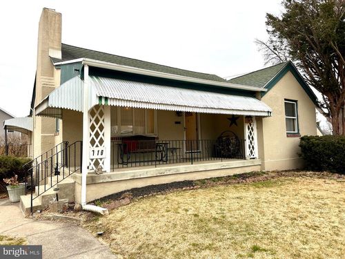 716 Rosa Ave, CROYDON, PA, 19021-6108 | Card Image