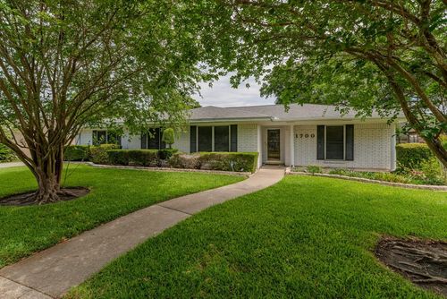 1700 N 30th St, Nederland, TX, 77627-6509 | Card Image