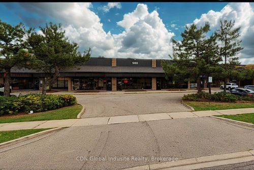 13-980 Pacific Gate, Mississauga, ON, L5T1Y1 | Card Image