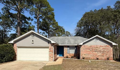 208 Elliott Rd, Mary Esther, FL, 32569-1654 | Card Image