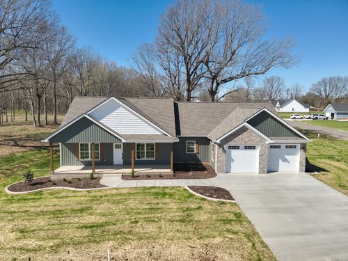 261 Ayly Estates Dr, Mayfield, KY, 42066-6785 | Card Image