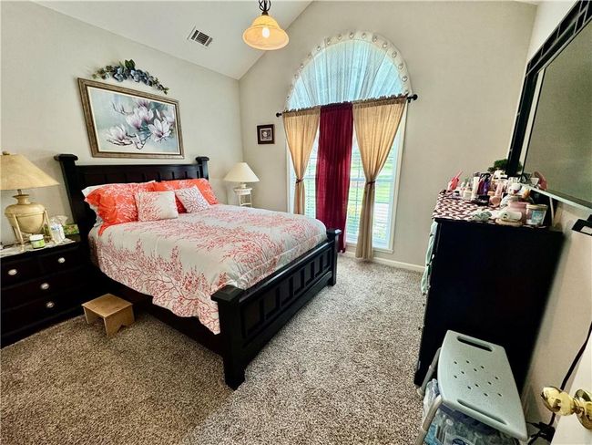 1902 Commons View Cir, House other with 4 bedrooms, 2 bathrooms and null parking in Snellville GA | Image 15