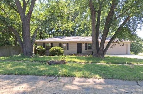 3601 Se Granger St, Topeka, KS, 66605-2479 | Card Image