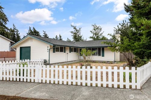 467 Nw 8th Ave, Oak Harbor, WA, 98277-2060 | Card Image