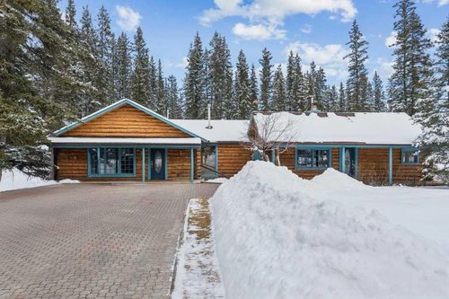 4 Pine Ave, Bragg Creek, AB, T0L0K0 | Card Image