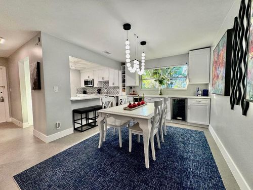 154 Lake Rebecca Dr, West Palm Beach, FL, 33411-9203 | Card Image