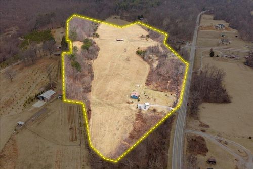 7392 Peaks Rd, Bedford, VA, 24523-3773 | Card Image