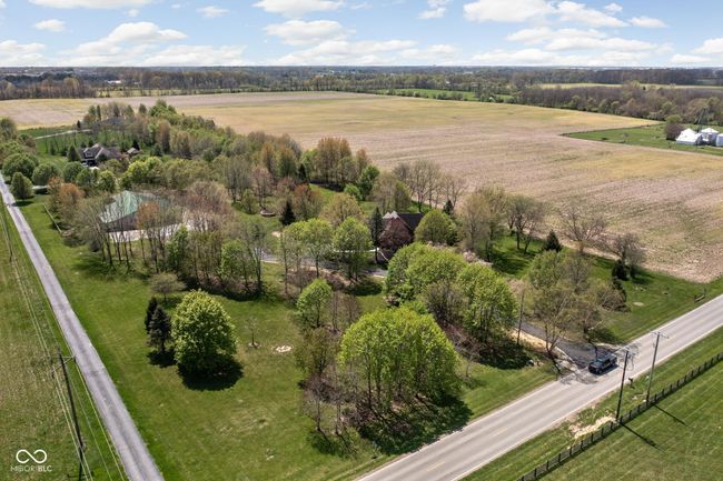 8551 E 300 S, House other with 4 bedrooms, 3 bathrooms and null parking in Zionsville IN | Image 81