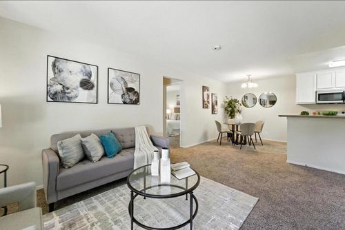 2744 Somerset Park Cir, San Jose, CA, 95132-2286 | Card Image