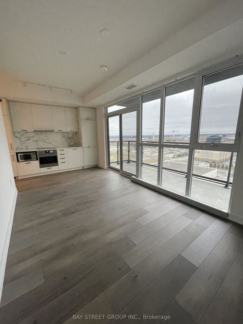 1717-10 Honeycrisp Cres, Vaughan, ON, L4K0M7 | Card Image