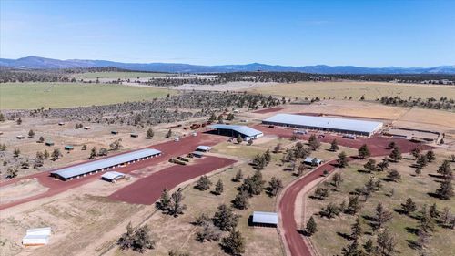 1299 Nw Mcdaniel Rd, Powell Butte, OR, 97753-1815 | Card Image