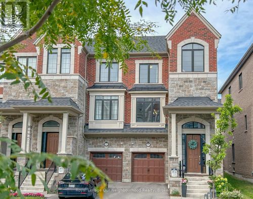 95 Dorian Dr, Whitby, ON, L1P0C8 | Card Image