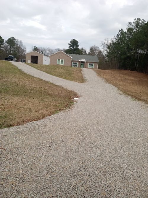 652 Timber Ridge Dr, Lexington, TN, 38351-5776 | Card Image