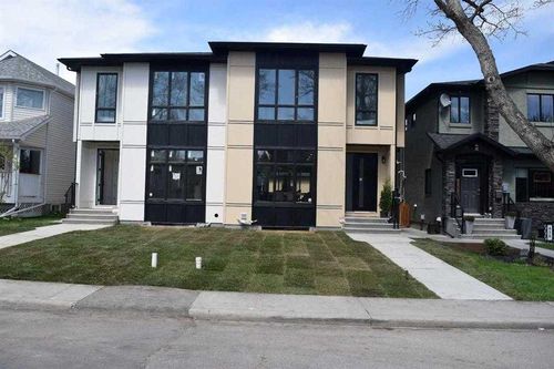 440 23 Ave Nw, Calgary, AB, T2M1S4 | Card Image
