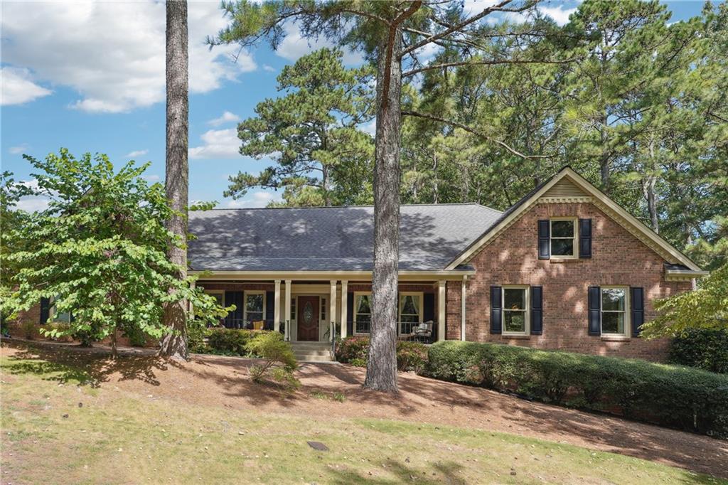 Bainbridge Ct, Lilburn, GA 30047
