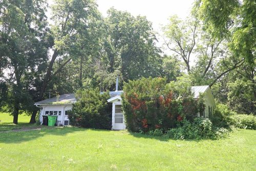 529 County Road M, UTICA, WI, 54964 | Card Image