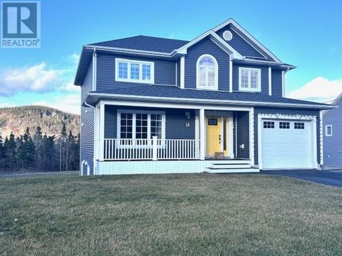 16 Parkside Cres, Clarenville, NL, A5A0E6 | Card Image