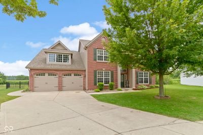 10735 Chestnut Heath Court, House other with 4 bedrooms, 2 bathrooms and null parking in Noblesville IN | Image 3