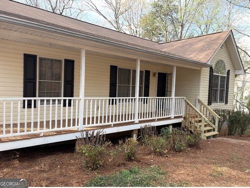 39 Royal Oaks Ln, Dahlonega, GA, 30533-8752 | Card Image