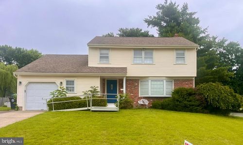 2301 Yellowstone Rd, CINNAMINSON, NJ, 08077-3175 | Card Image