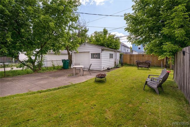 Backyard/ Garage | Image 38