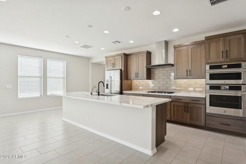 506 E Citrus Hollow Way, Queen Creek, AZ, 85140-6420 | Card Image