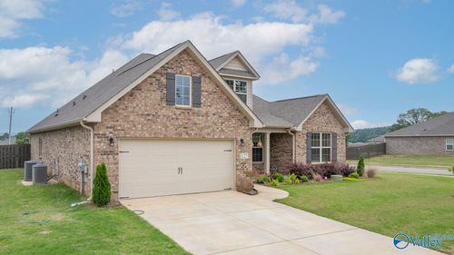 127 Slade Thomas Dr, Meridianville, AL, 35759-2804 | Card Image