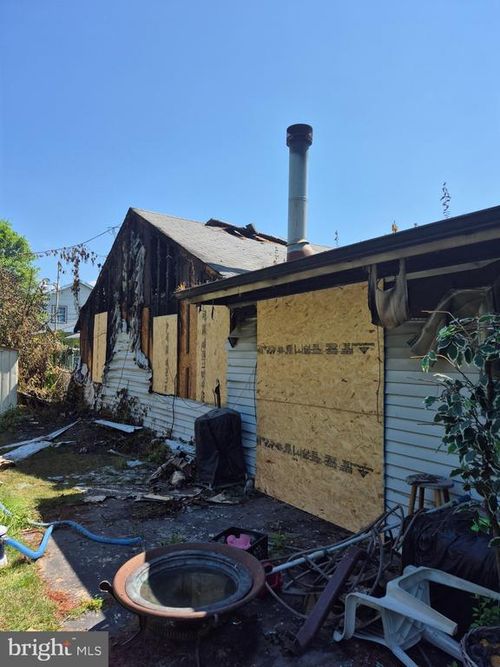 23 Spiralwood Ln, Willingboro, NJ, 08046-2030 | Card Image