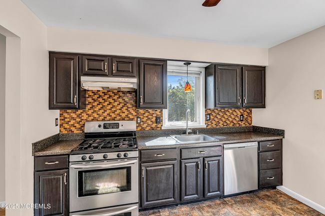 12 Skylark Dr, House other with 3 bedrooms, 3 bathrooms and null parking in Jackson NJ | Image 21