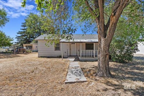 417 E Avenue G, Jerome, ID, 83338-3235 | Card Image