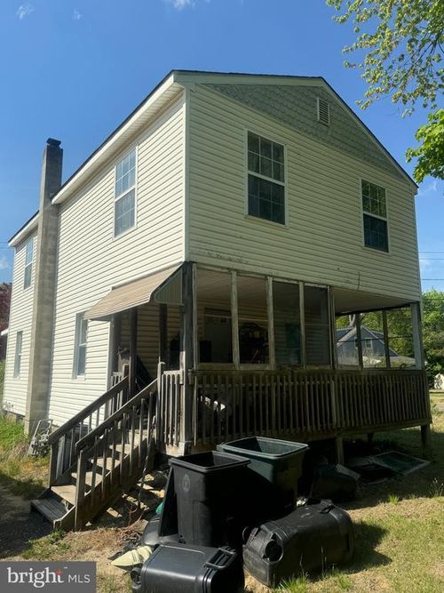 1054 Mail Ave, WOODBURY, NJ, 08096-6519 | Card Image