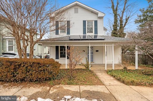 320 Laverne Ave, ALEXANDRIA, VA, 22305-2720 | Card Image