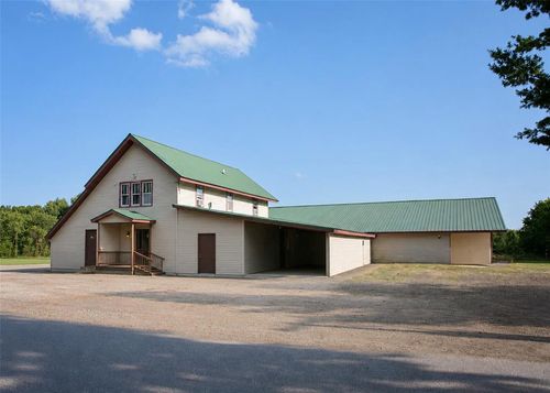 2002 Midway Rd, MENOMONIE, WI, 54751-5313 | Card Image